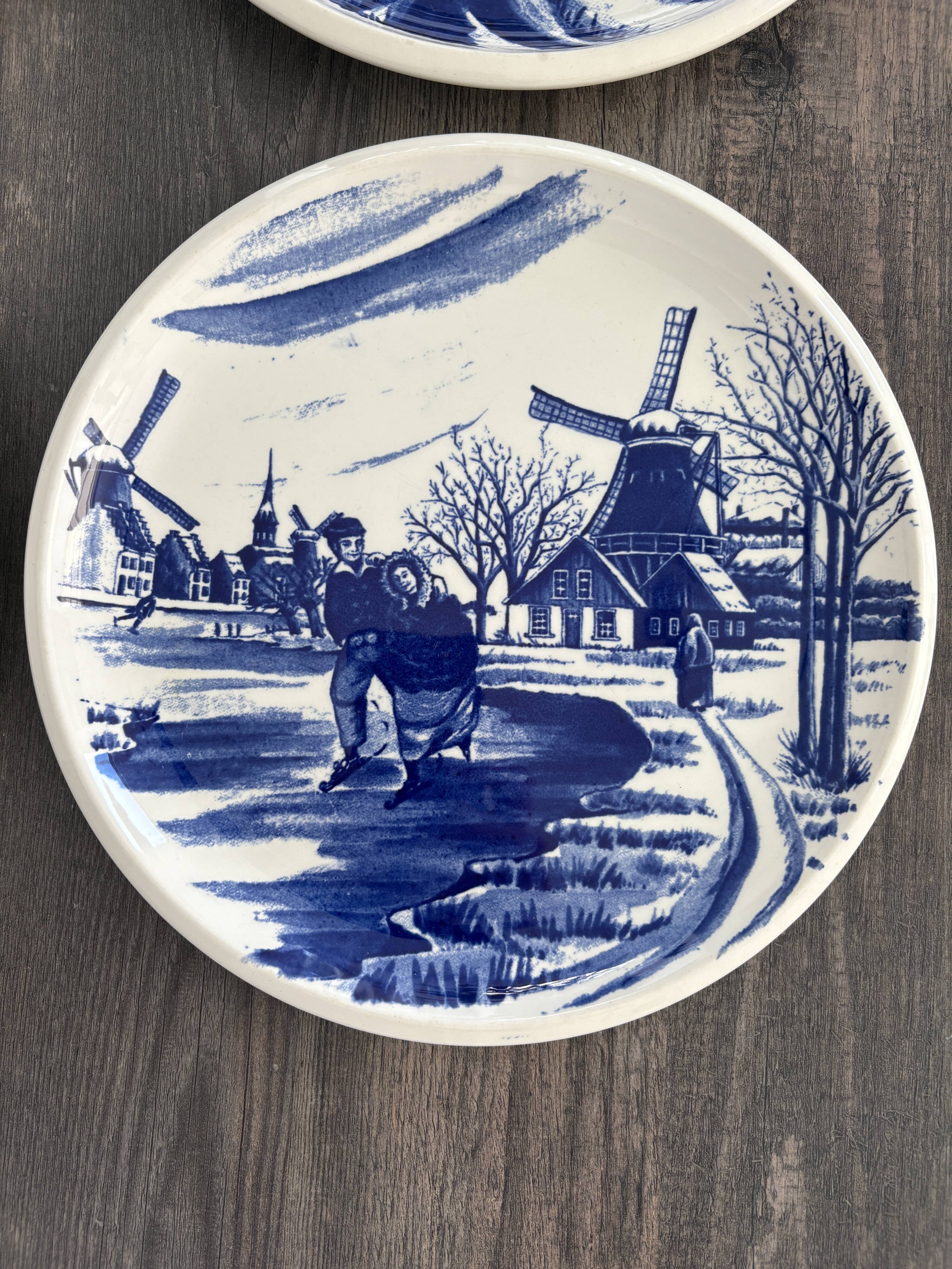 4 Delft Boch dinner plates