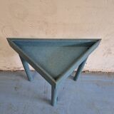 Triangular table with storage