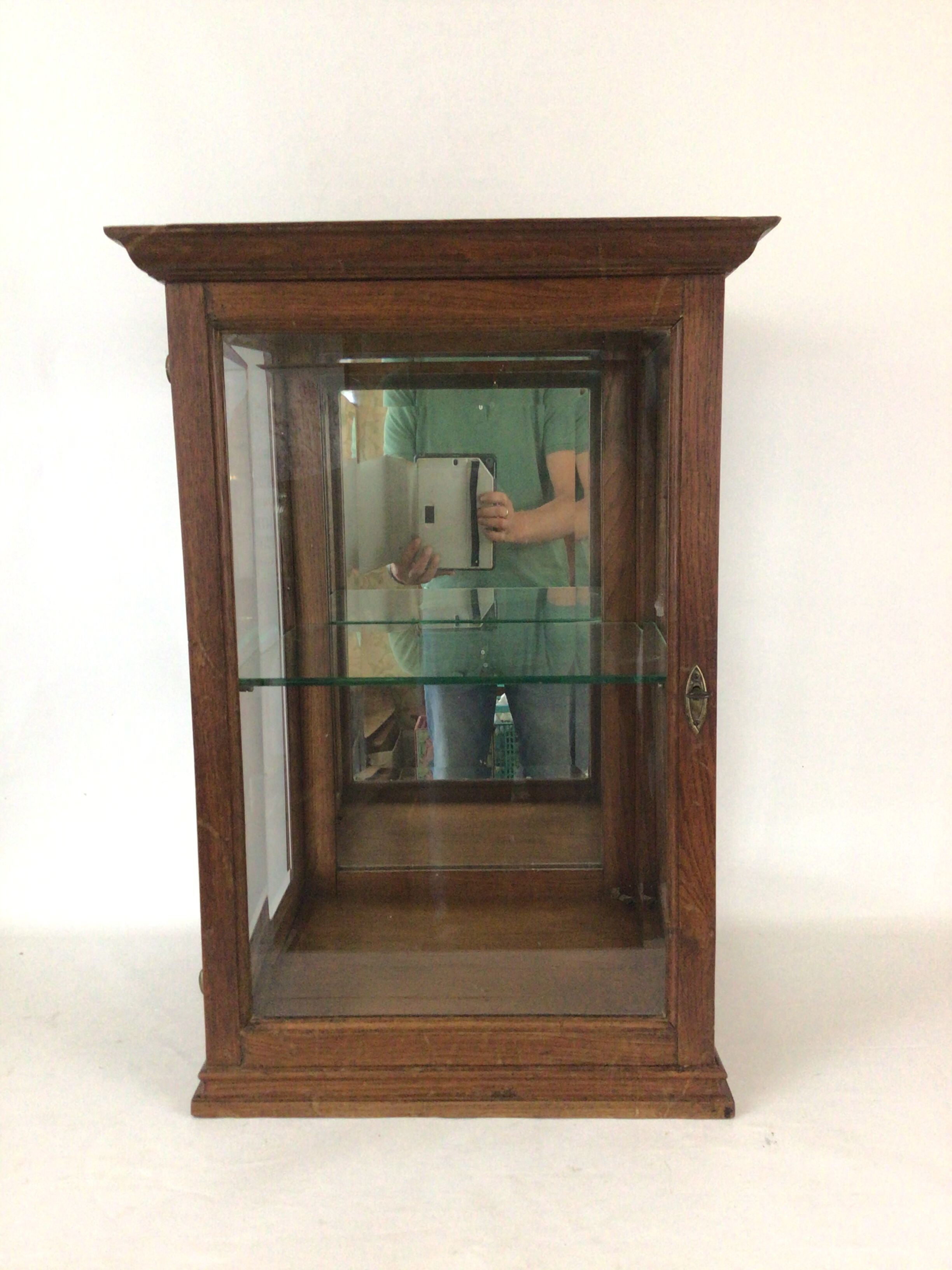 Vitrine à poser en chêne
