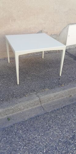 Table basse vintage bois blanc