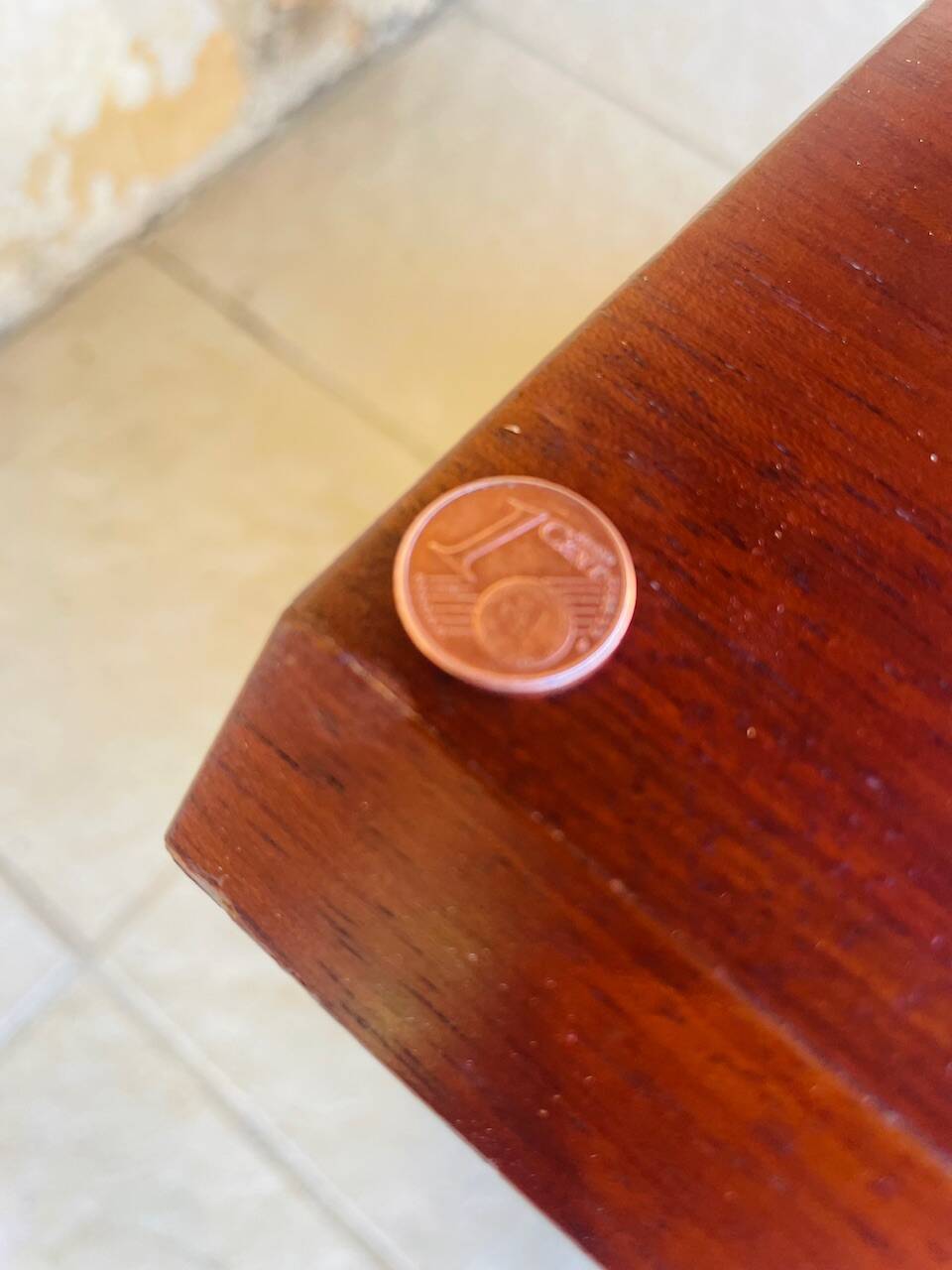 Vintage chest of drawers with 5 drawers in rosewood by Hulsta, circa 1970s.