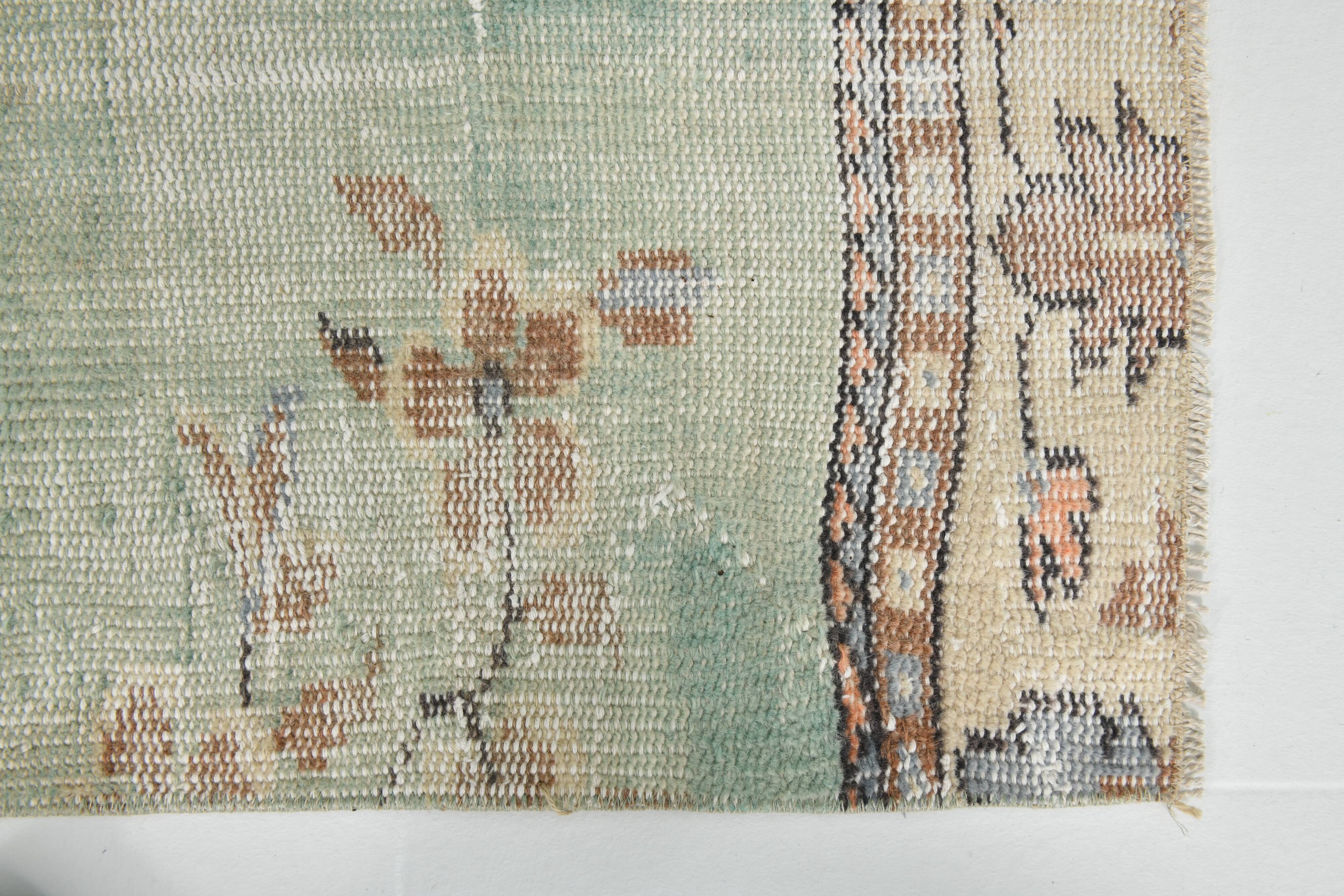 3x9 Light Green Persian Vintage Runner Rug, 81x282Cm