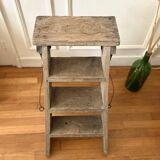 Escabeau pliant en bois ancien
