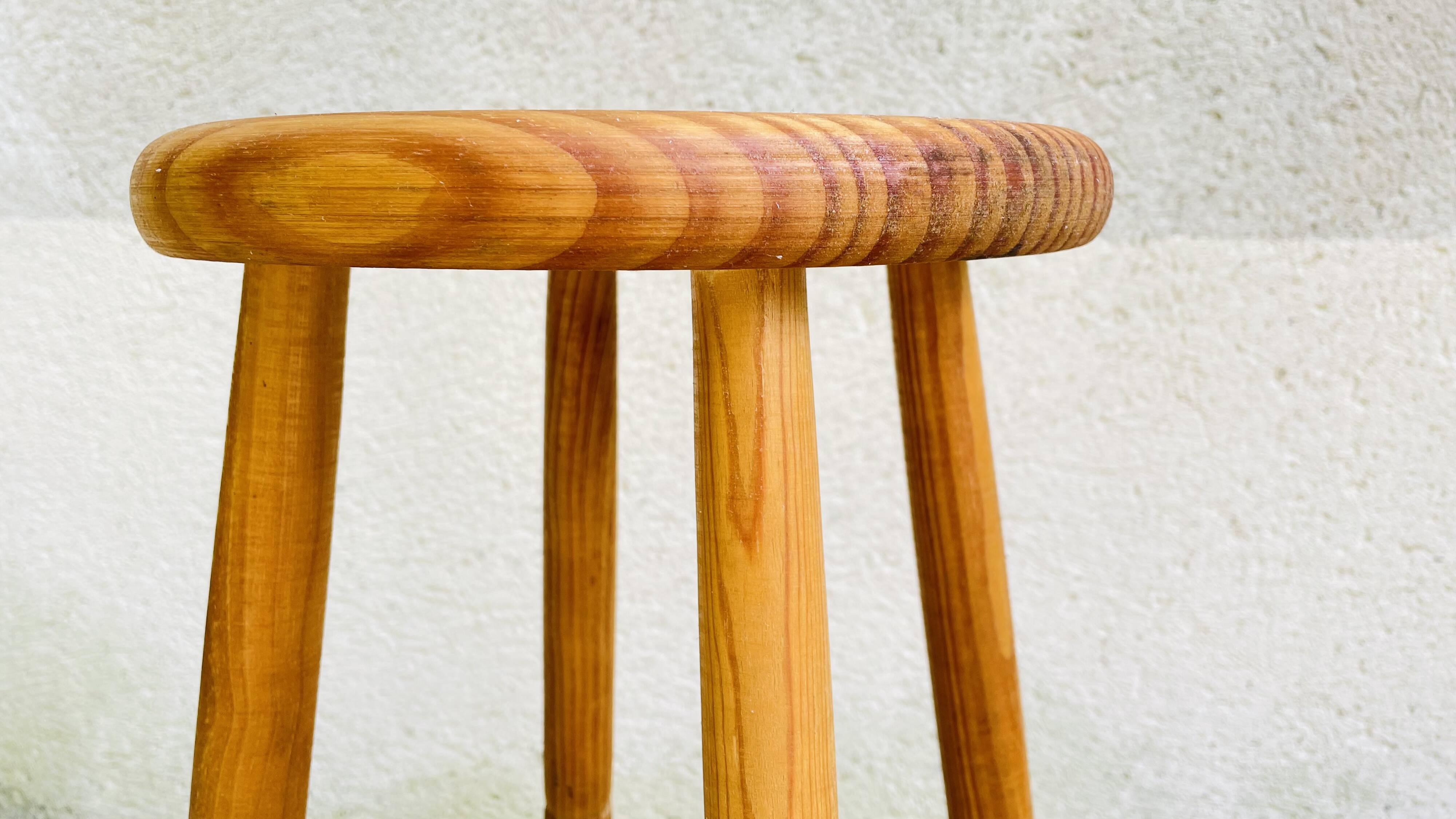 Vintage turned wood high stool