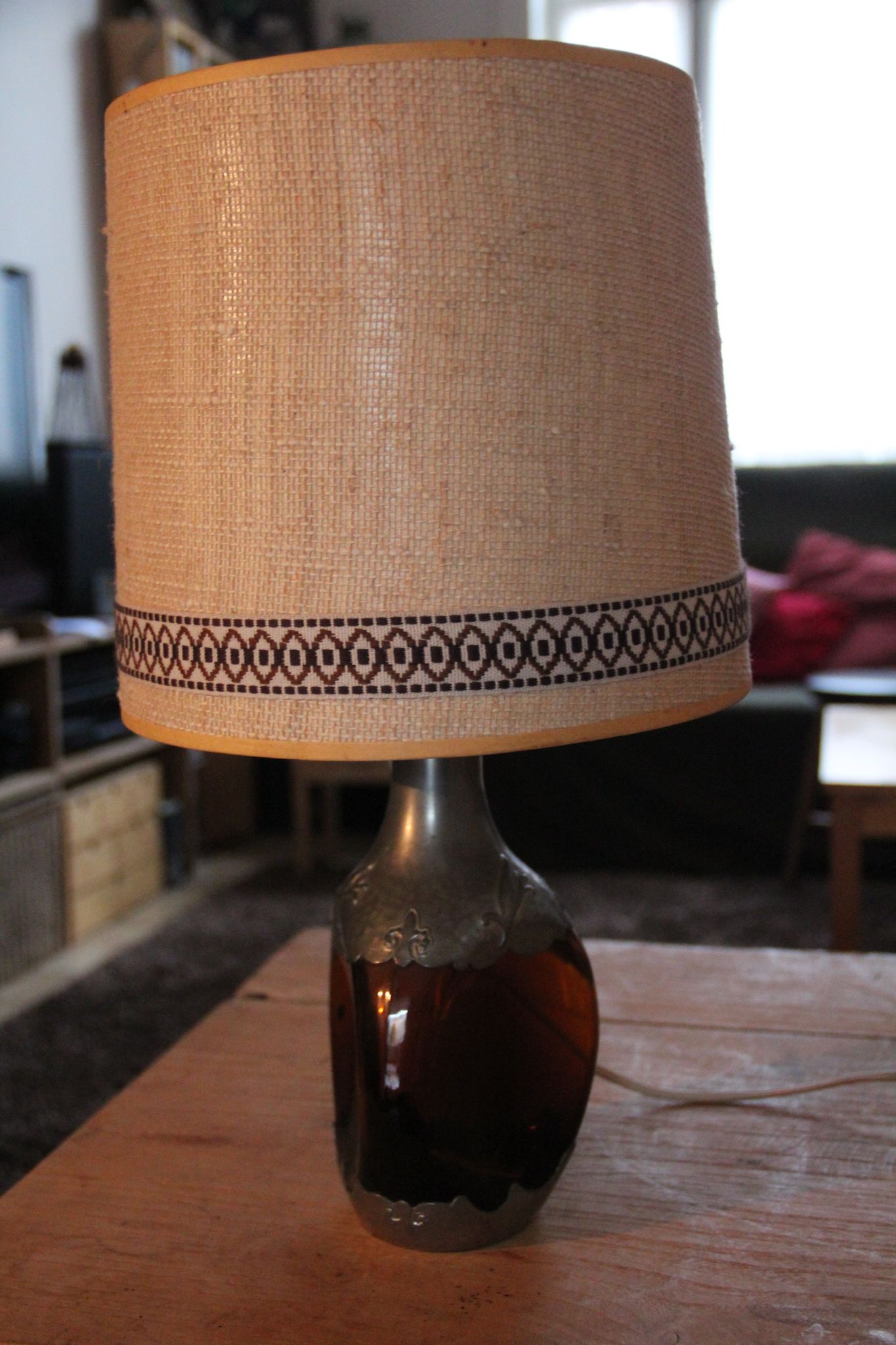 Seventie's bottle foot lamp