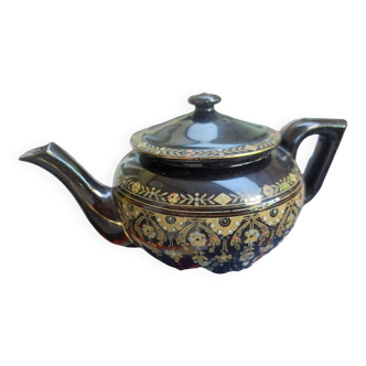19th century teapot Sarreguemines