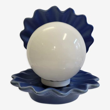 Lampe coquillage en céramique bleue et opaline