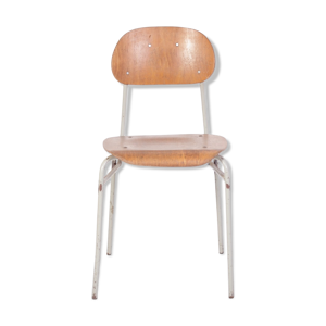 chaise d’écolier,