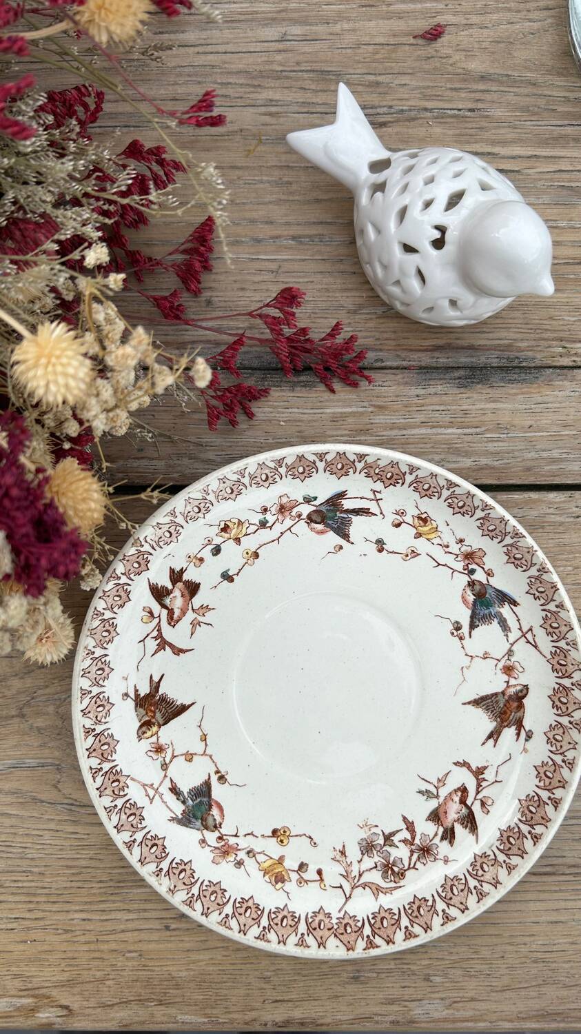 Polychrome iron earth saucer HB et Cie