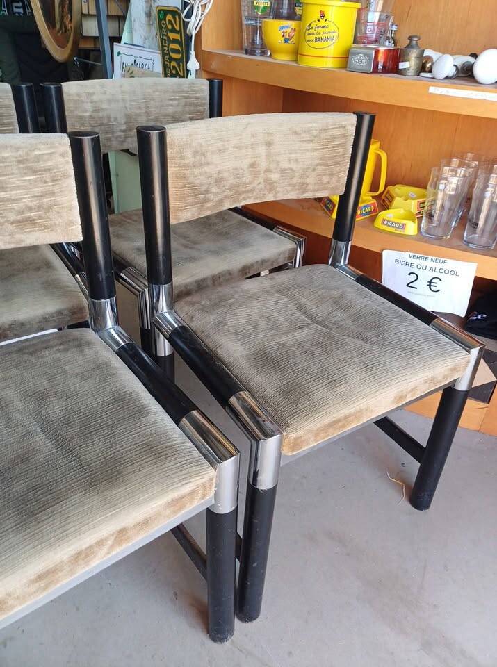 4 Vintage 70s Chairs