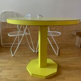 Formica Round Table 1970