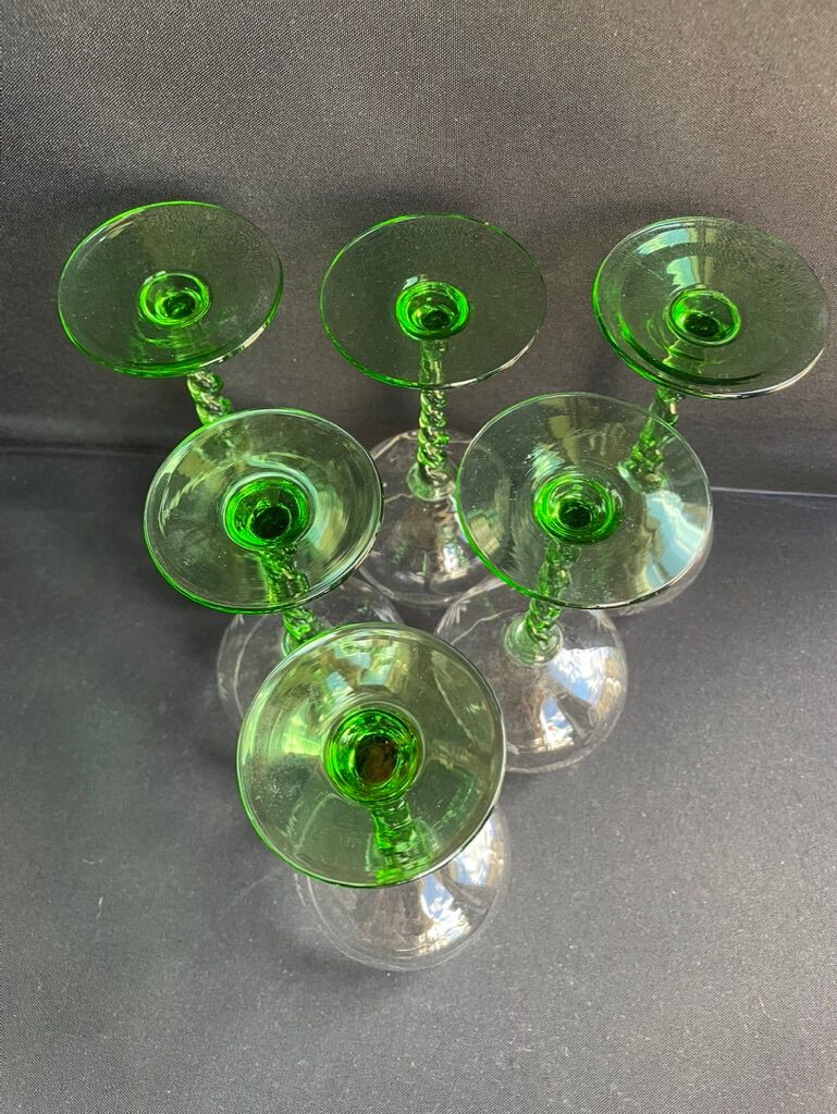 Lot de 6 verres à vin blanc d’Alsace cristal soufflé et taillé XXème