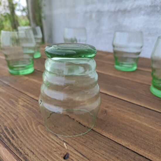 Set of 6 green glasses