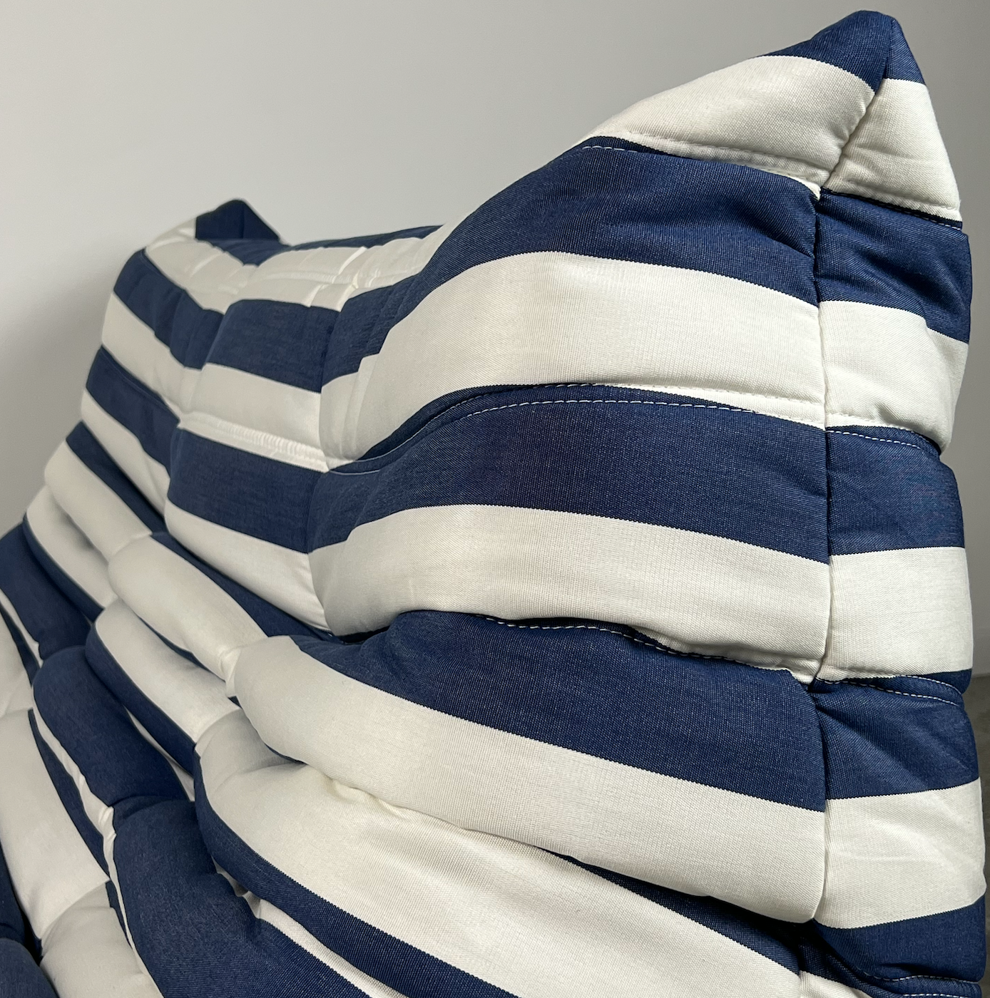 Sofa 2 places "Togo" by Michel Ducaroy, 1973