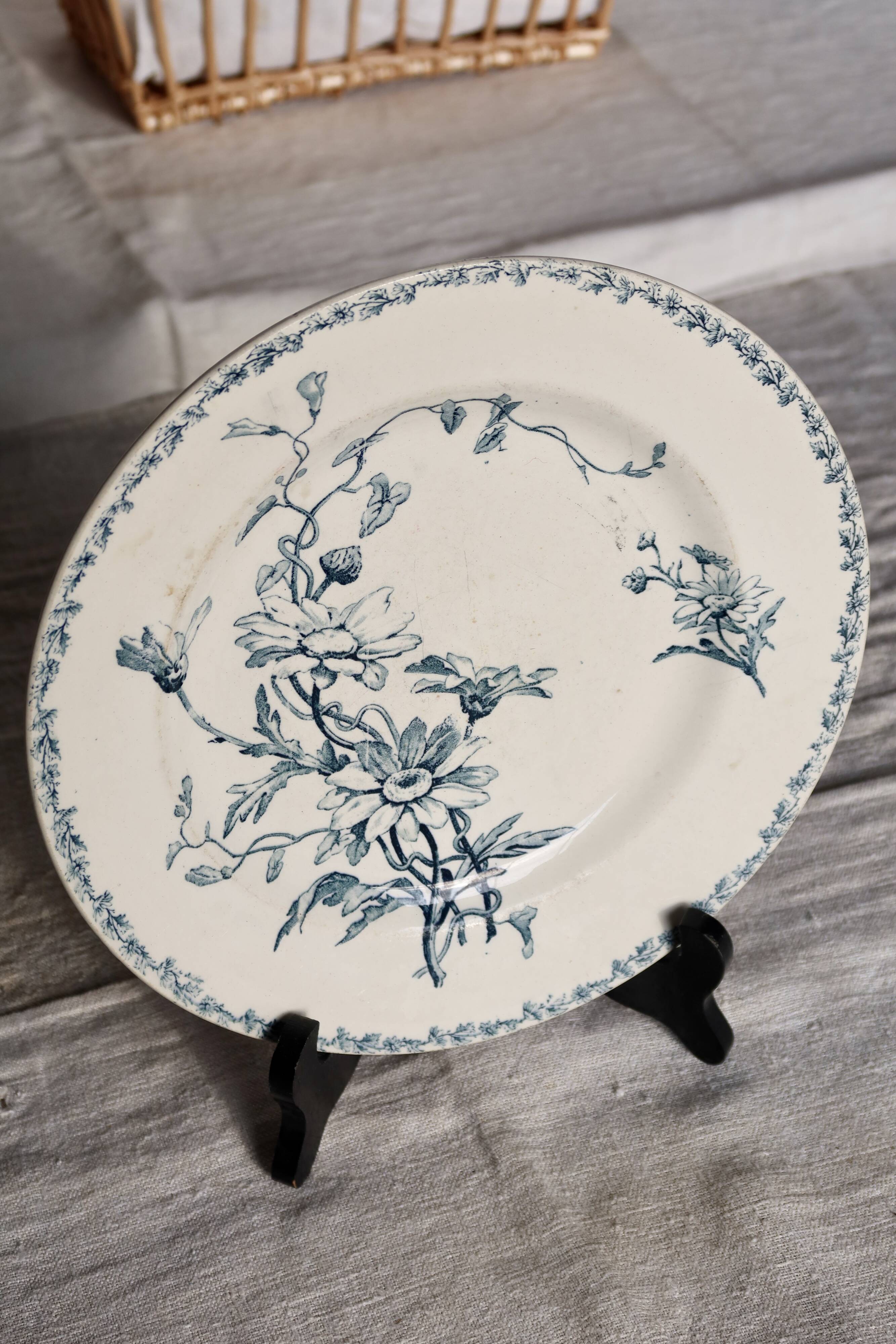 Antique Lunéville ironstone plate, K&G Marguerite pattern, blue and white