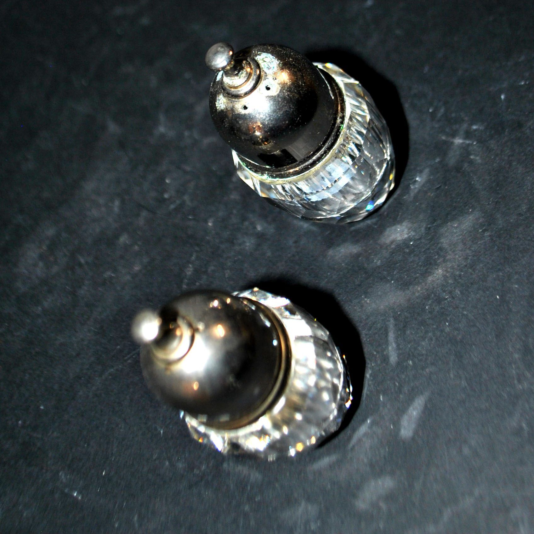Swarovski lot salière en cristal taillé à facette sel poivre signé SC design 1980