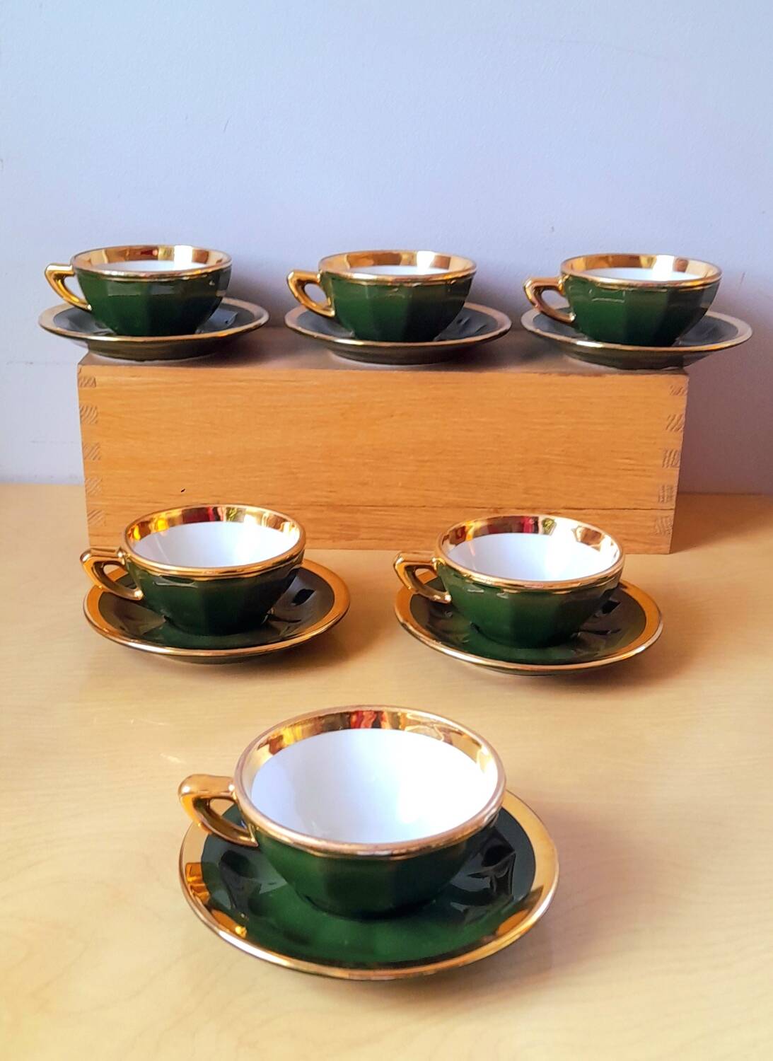Lot de 6 tasses bistrot apilco vert et or 50s