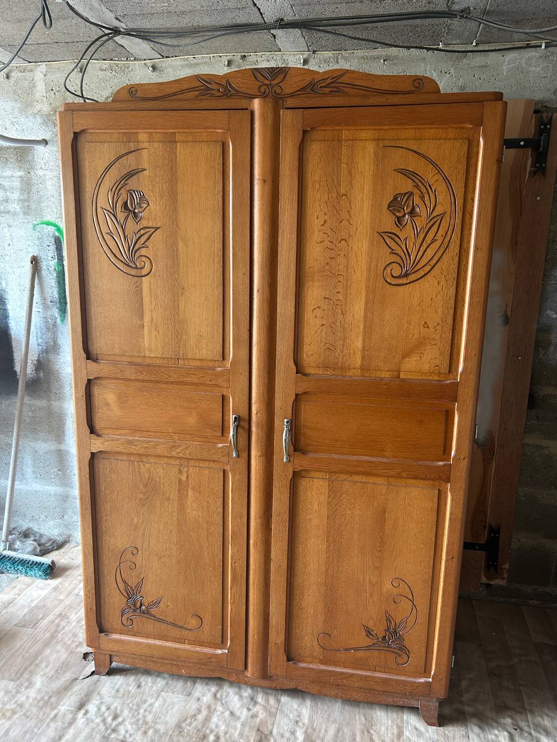 Parisian wardrobe, art deco