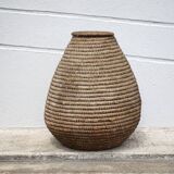 Large old basket with lid, burgundy straw and bramble, woven basket
