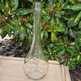 Glass bottle