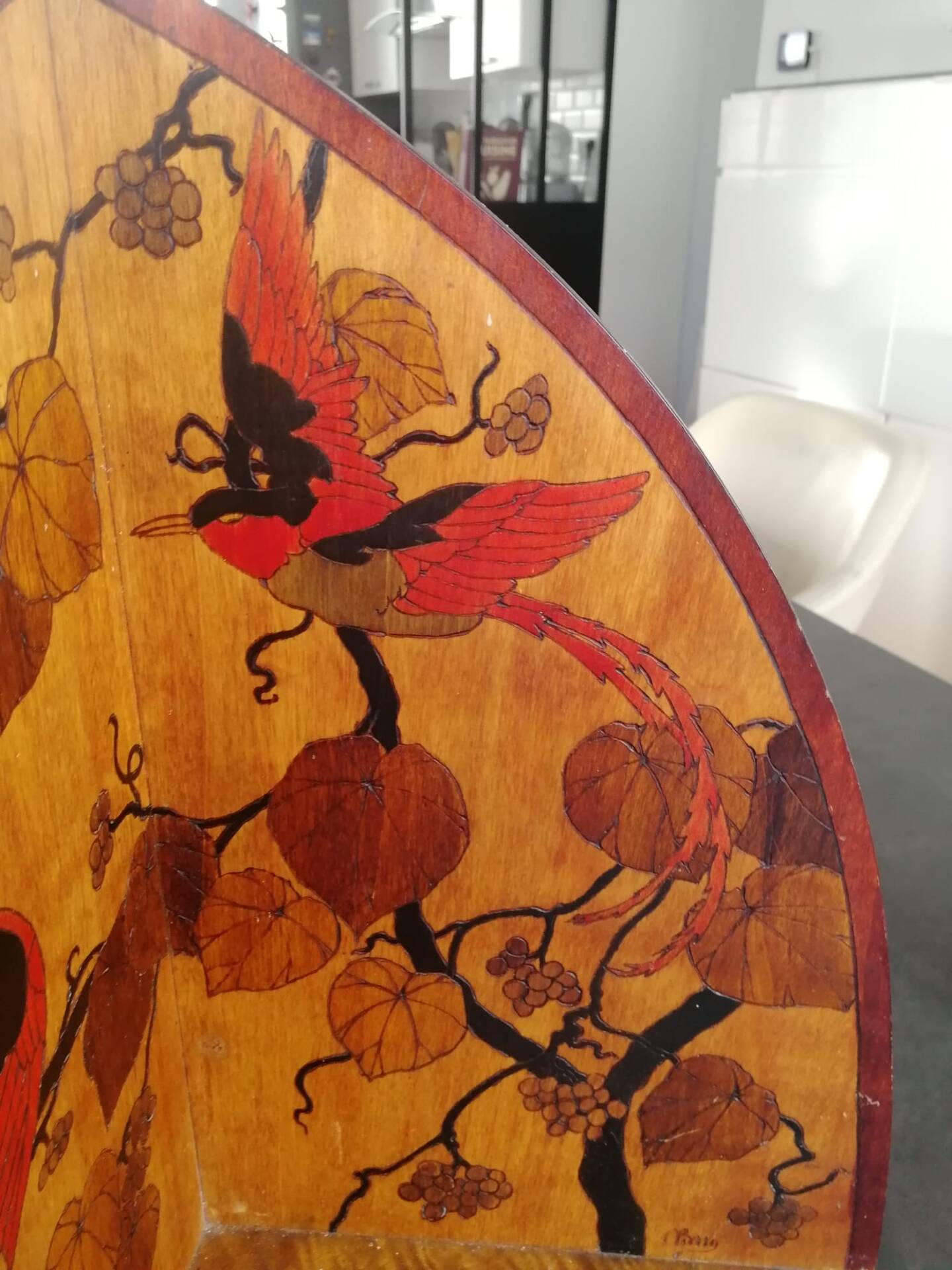 Art Nouveau corner shelf signed Clarry