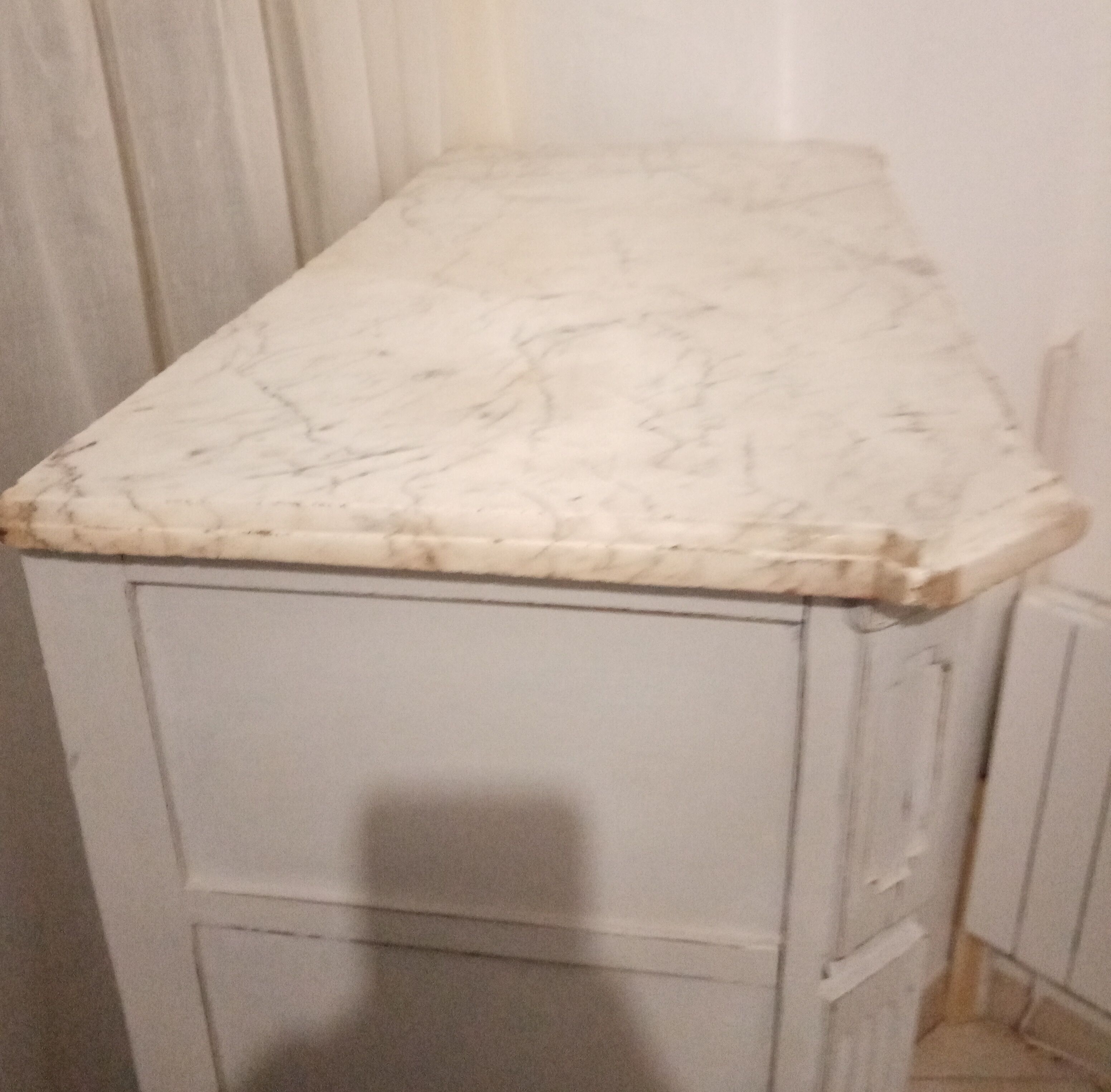 Silver library patina 2 doors on marble 147 x 81 cm