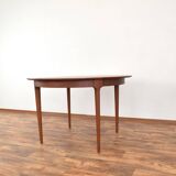 Table à manger extensible en teck danois du milieu du siècle, années 1960.
