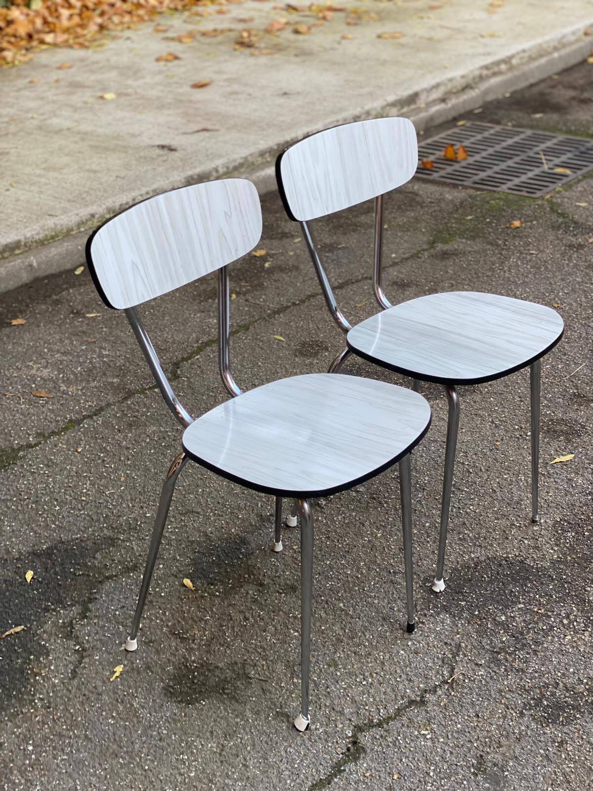 2 chaises formica beige et acier 1980