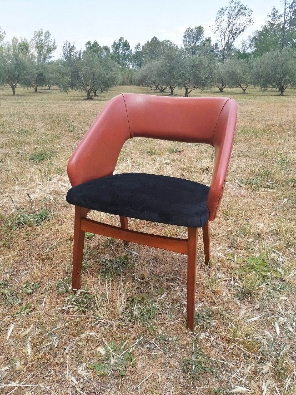 Vintage armchair skaï and velvet SNA Roset.