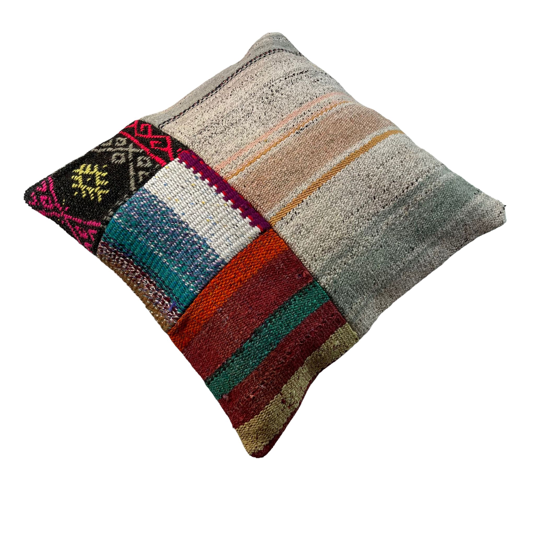 Vintage turkish kilim cushion cover 40 x 40 cm