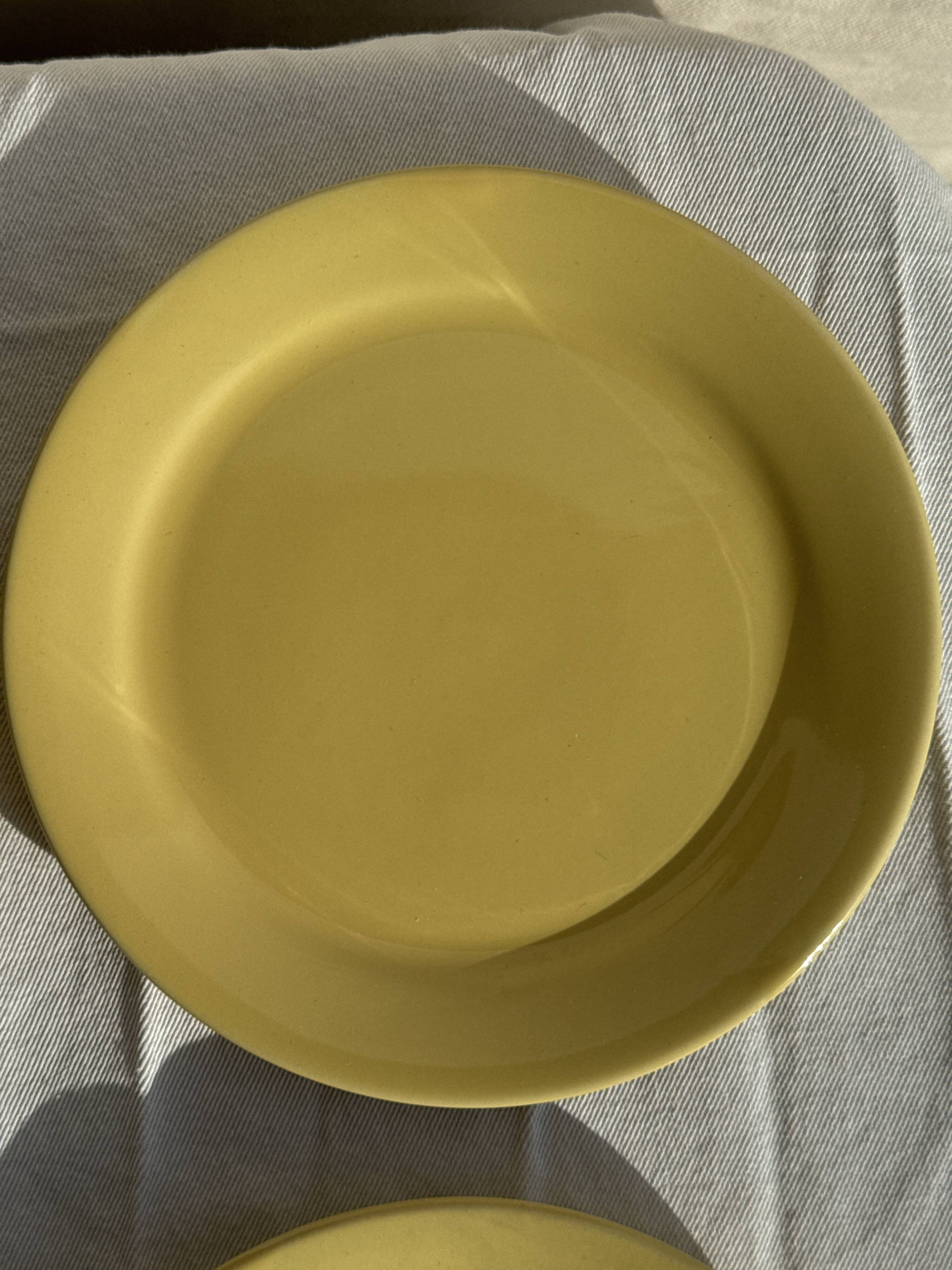 Set of 6 modern yellow dessert plates D19