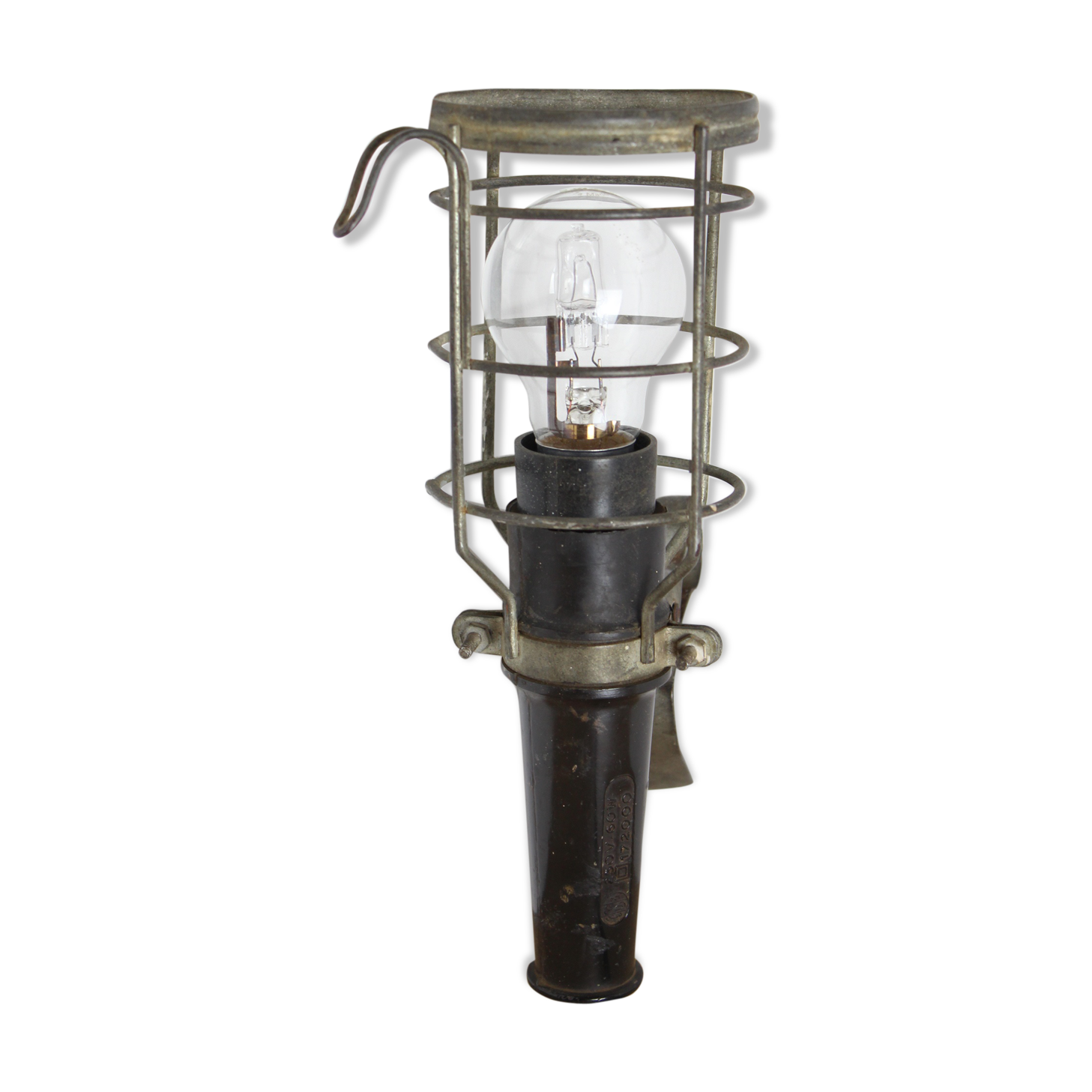 Wandering light industrial workshop