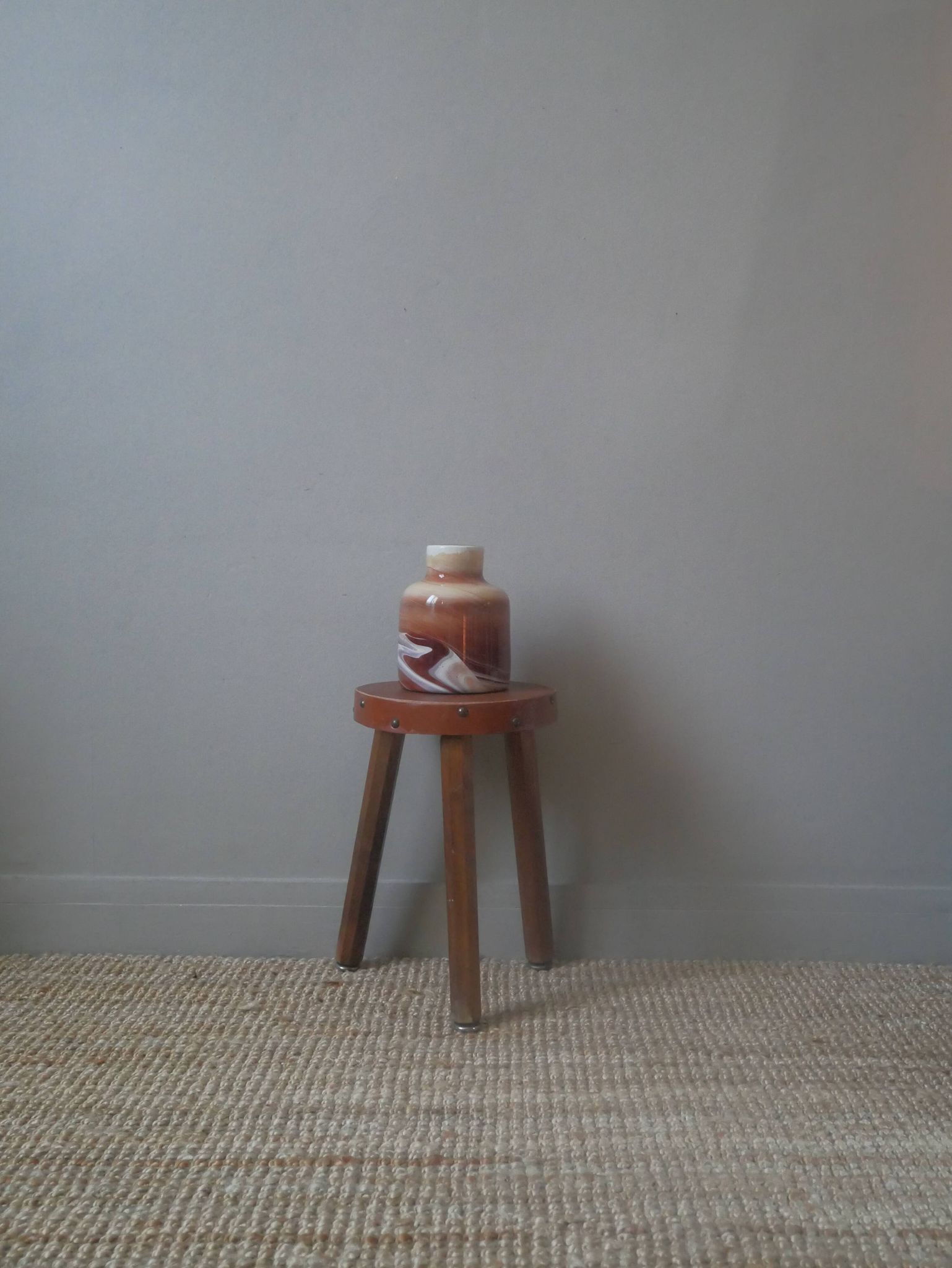 Vase en céramique design contemporain fabrication artisanale forme minimaliste  tons bruns