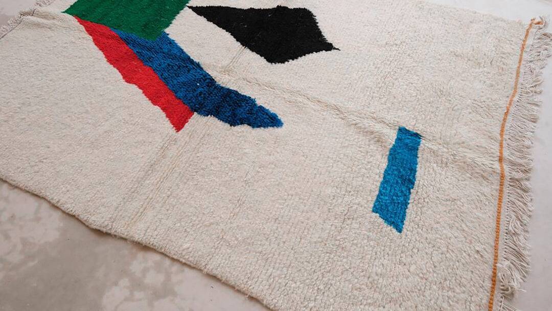 Modern and traditional colored rug 250cm/150cm
