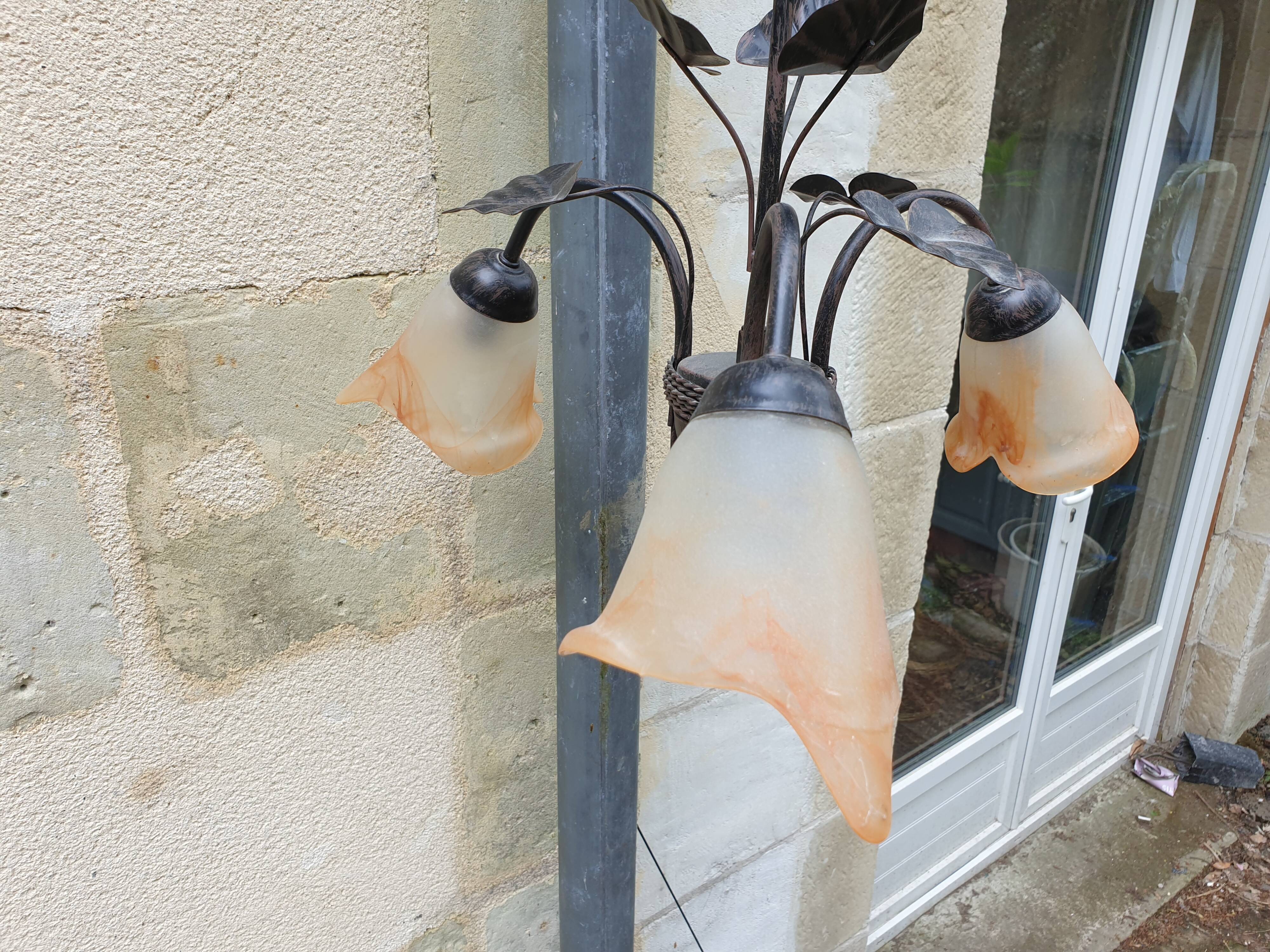 3-spoke glass paste chandelier