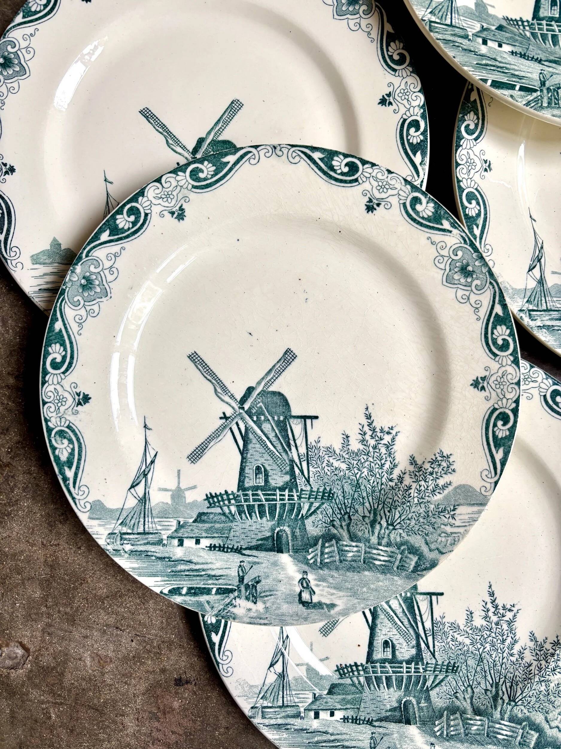 6 flat plates no. 4 Salins in iron earth, "Delft" service