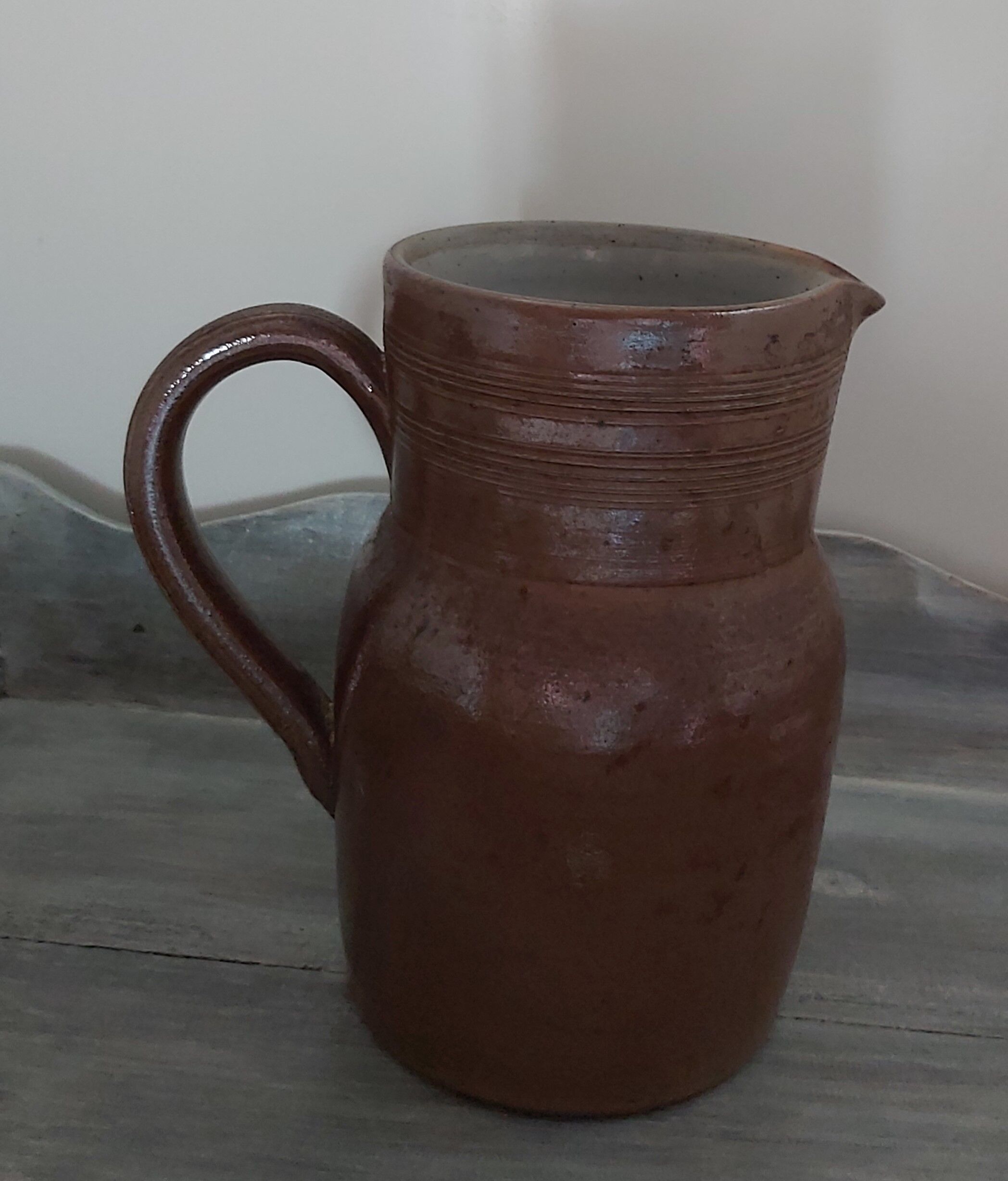 Pitcher in Berry sandstone