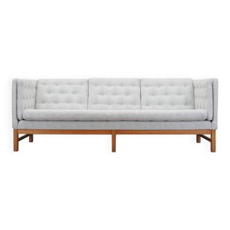 Oak sofa, Danish design, 1970s, manufactured by Erik Jørgensen Møbelfabrik