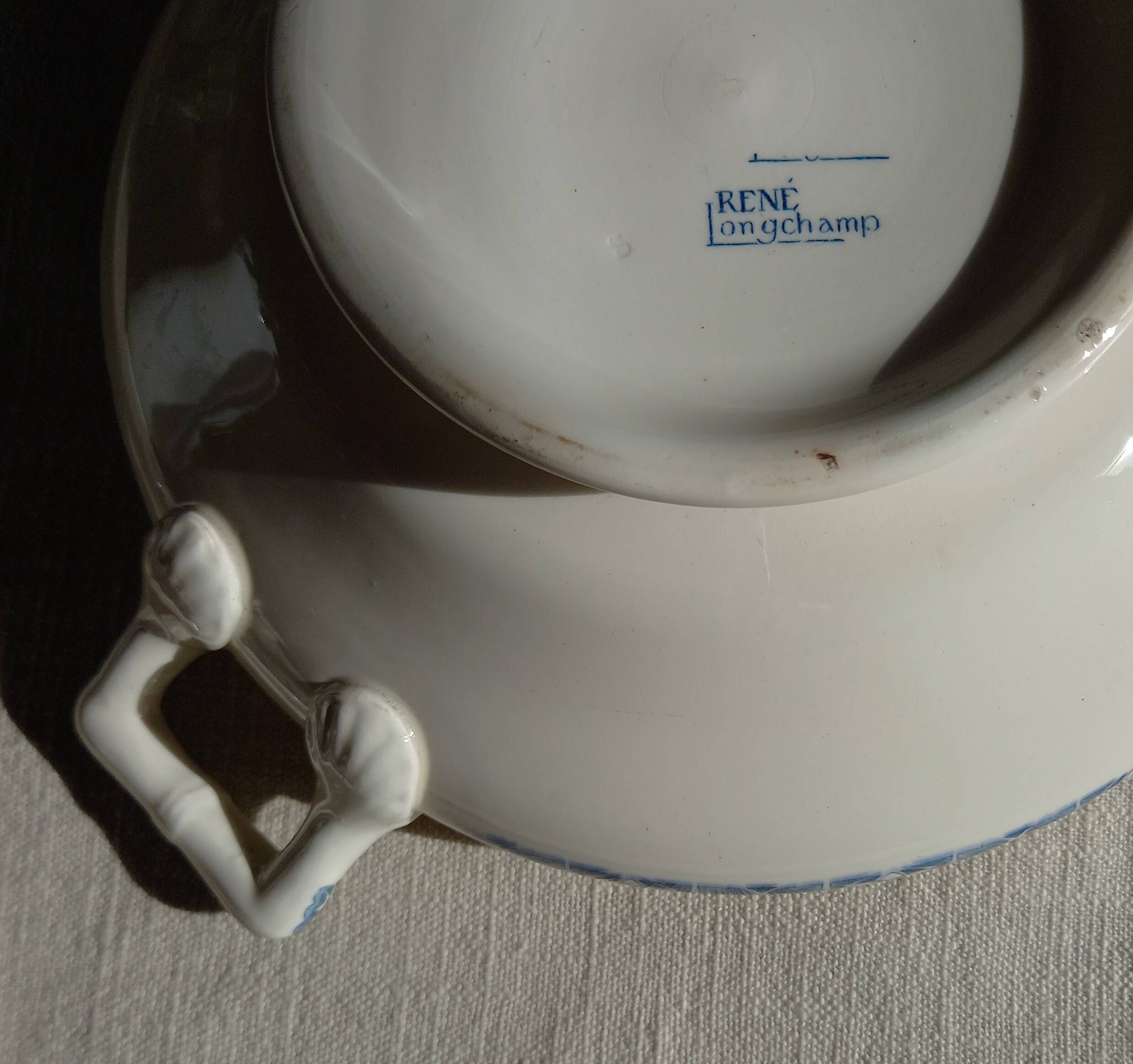 Ironstone soup tureen Longchamp "René"