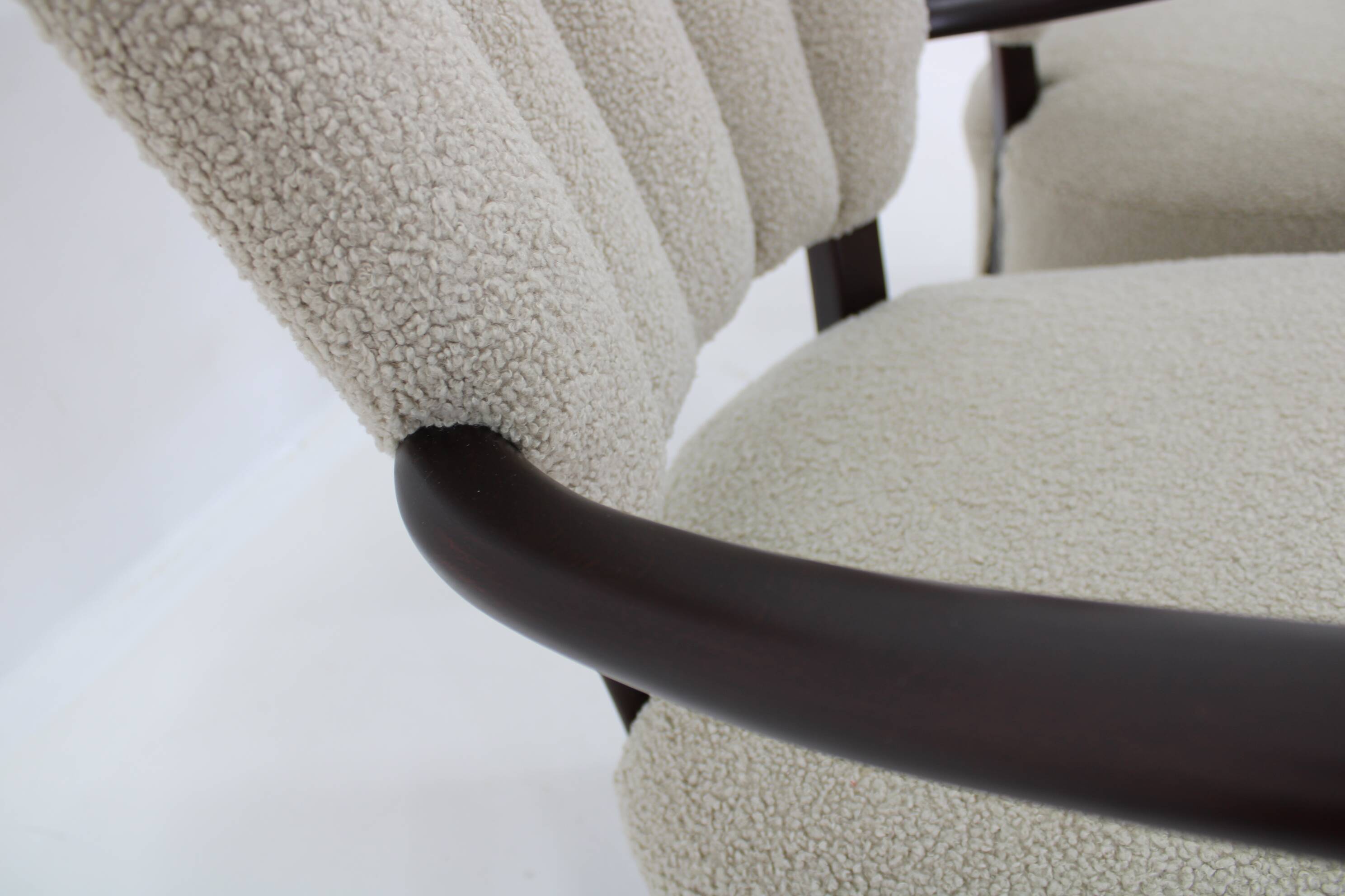 1930s Pair of Jindrich Halabala Art Deco H-237 Armchairs in Bouclé, Restored