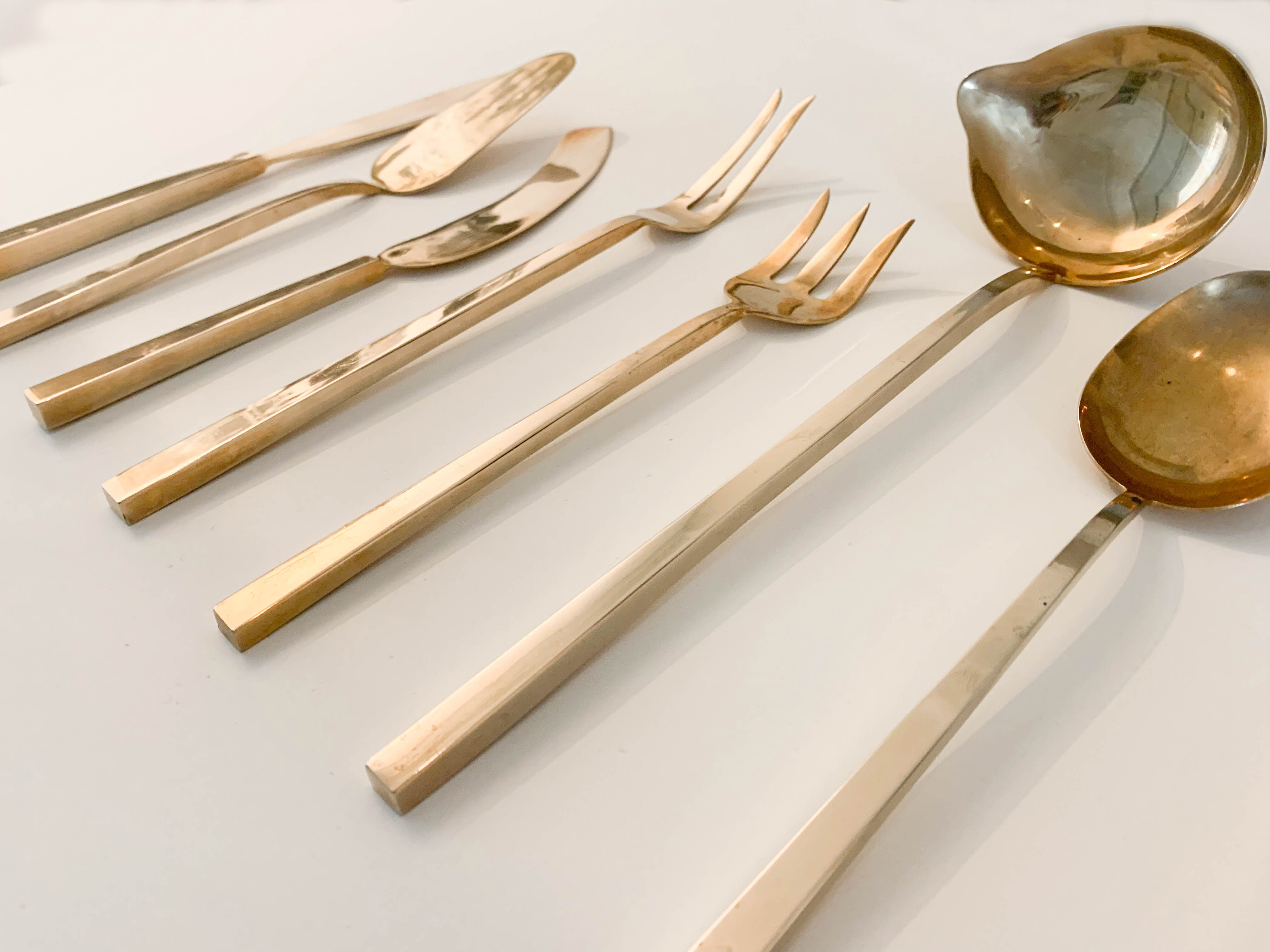 Cutlery service "Scanline" by Sigvard Bernadotte