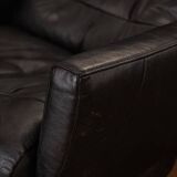 Modern Black Leather Swivel Armchair — Chrome Base — 2000s — H 107 cm