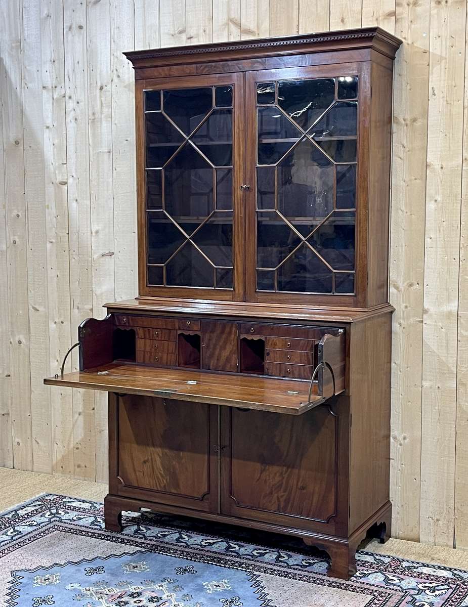 Nineteenth-century English mahogany scriban