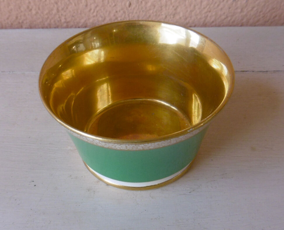 English porcelain sugar bowl - crown devon