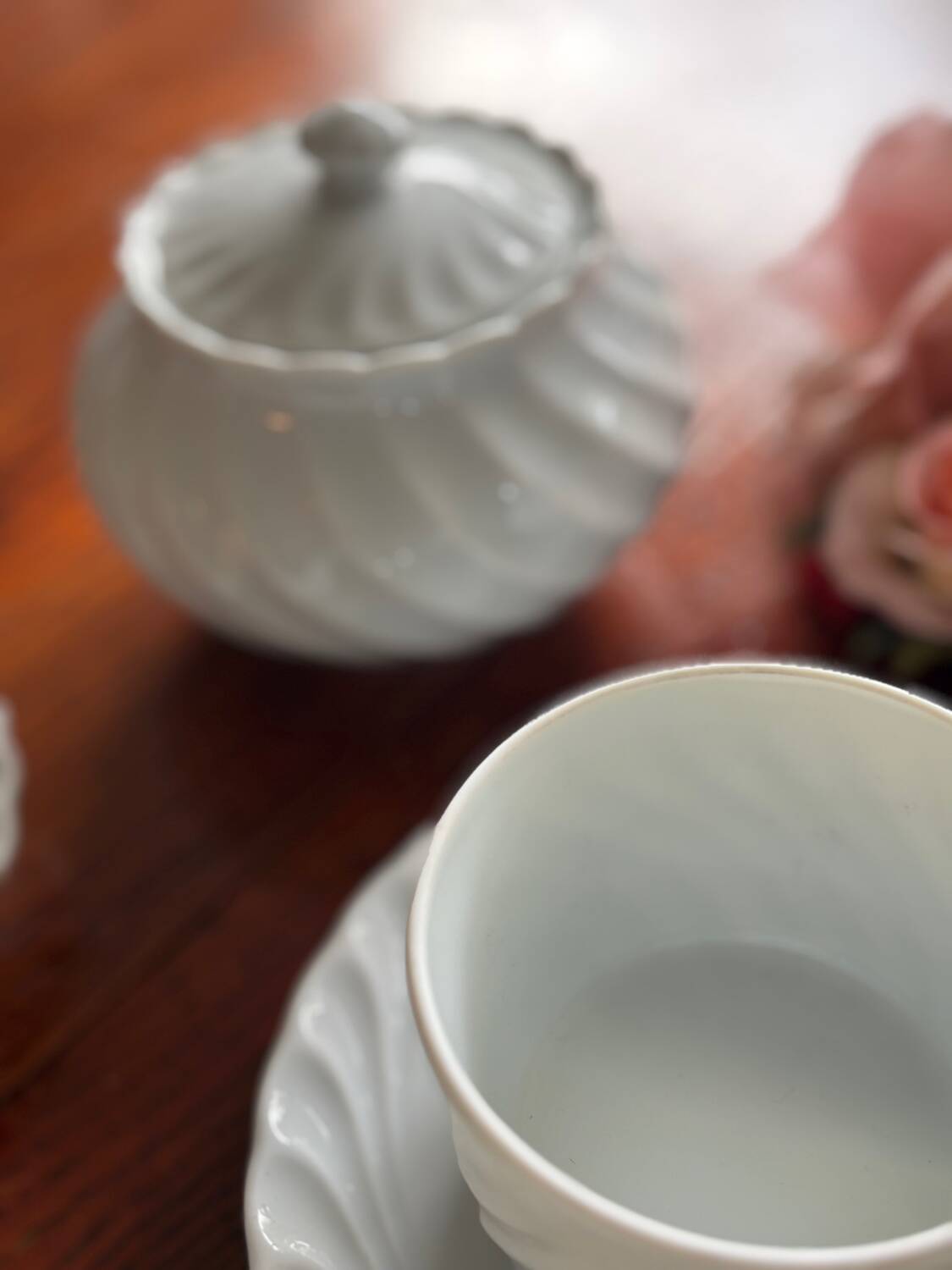 16-piece coffee service Haviland Limoges, excellent condition.