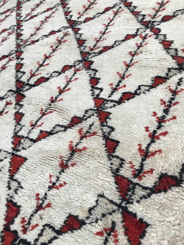 Former carpet blessed ouarain Moroccan 154 x 195 cm