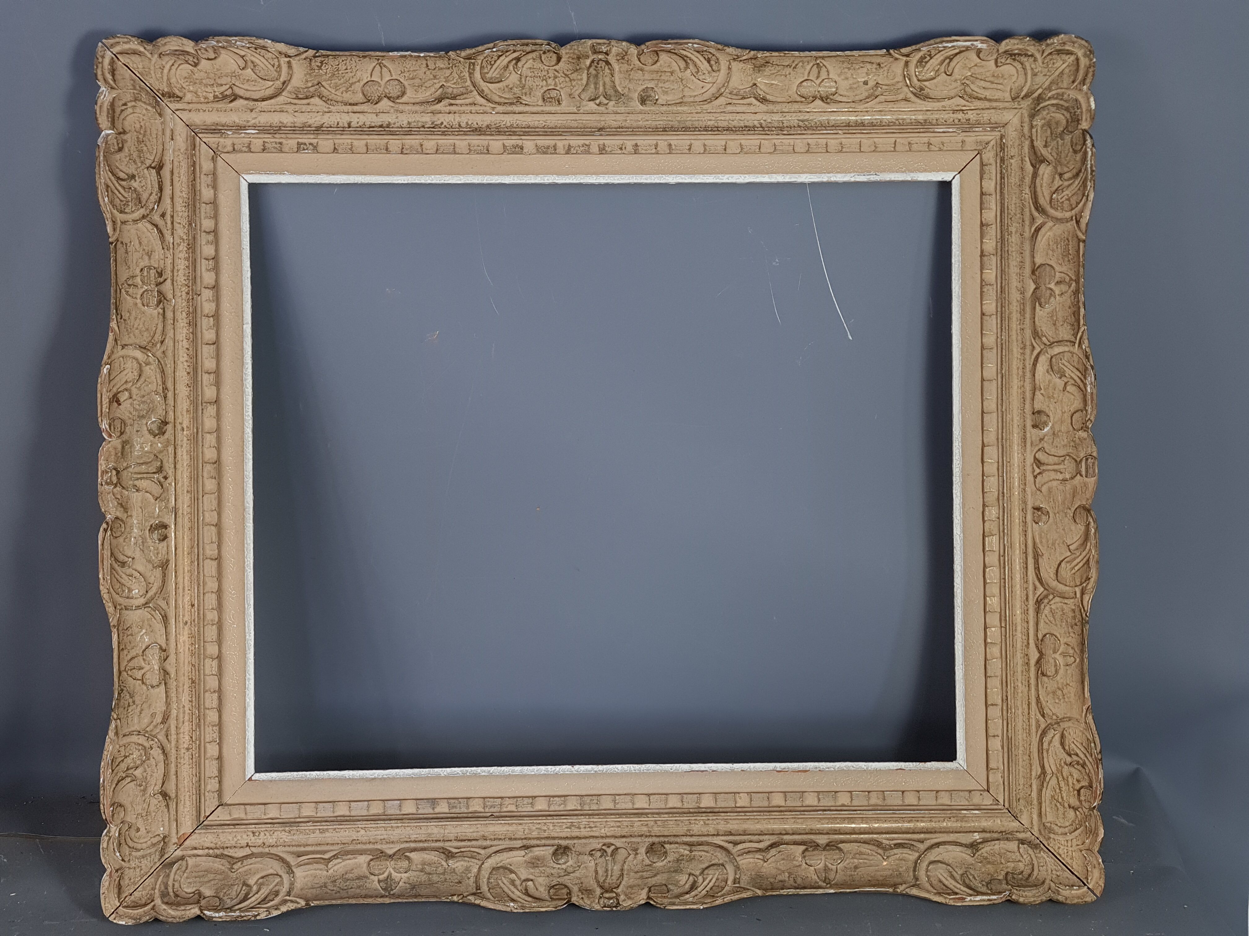 Frame Montparnasse old carved wood 74x65 foliage 55.7x46.7 cm SB