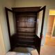 Bibliotheque en bois avec portes vitrées