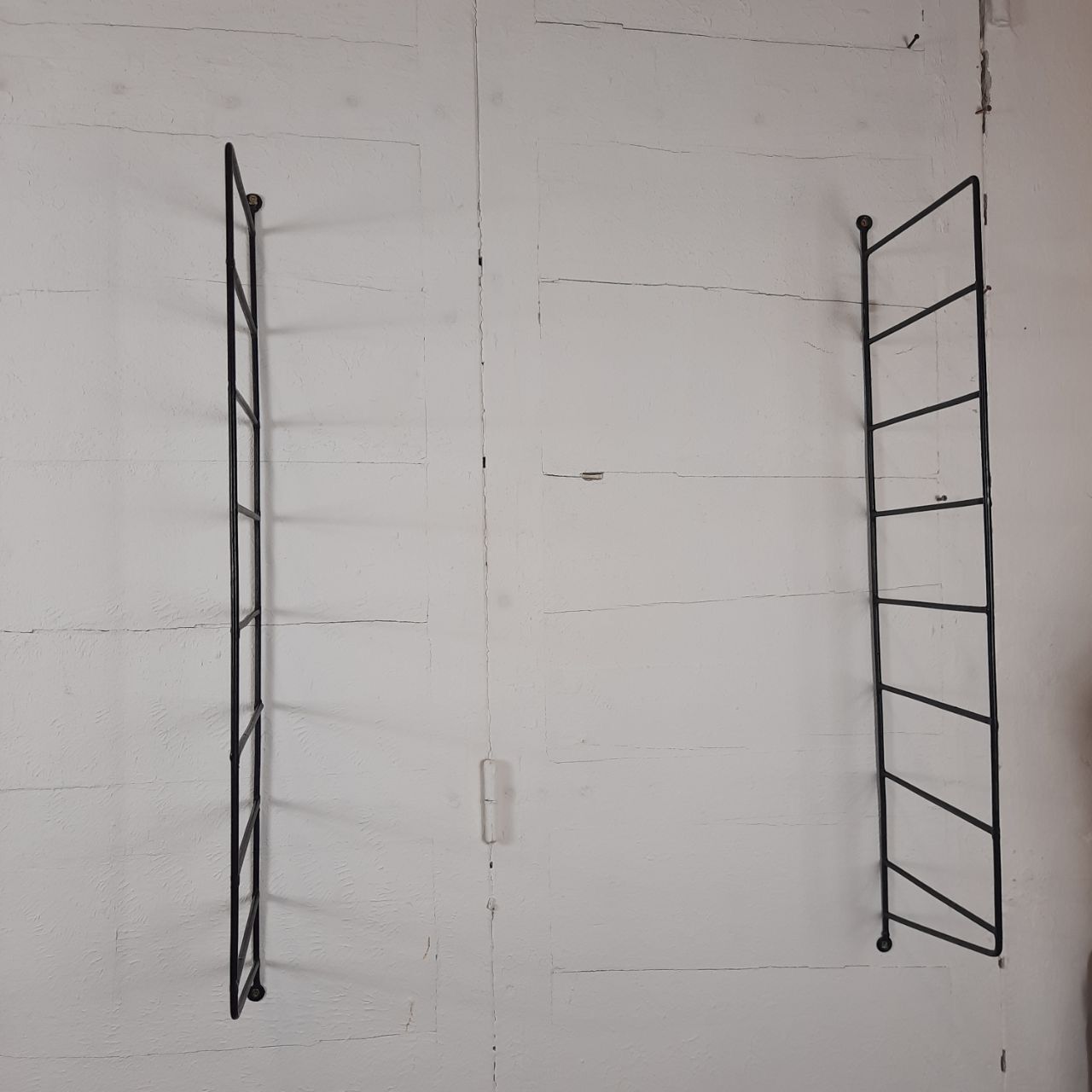 Bookcase / wall shelves - 1970s - metal and wood.