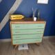 Commode vintage en bois – 4 tiroirs vert d’eau – pieds compas